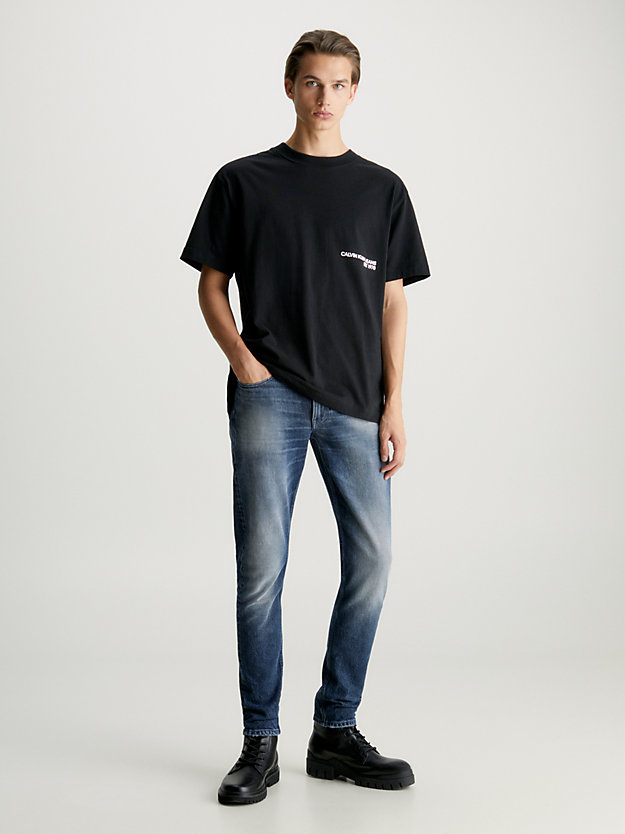 Calça jeans slim tapered