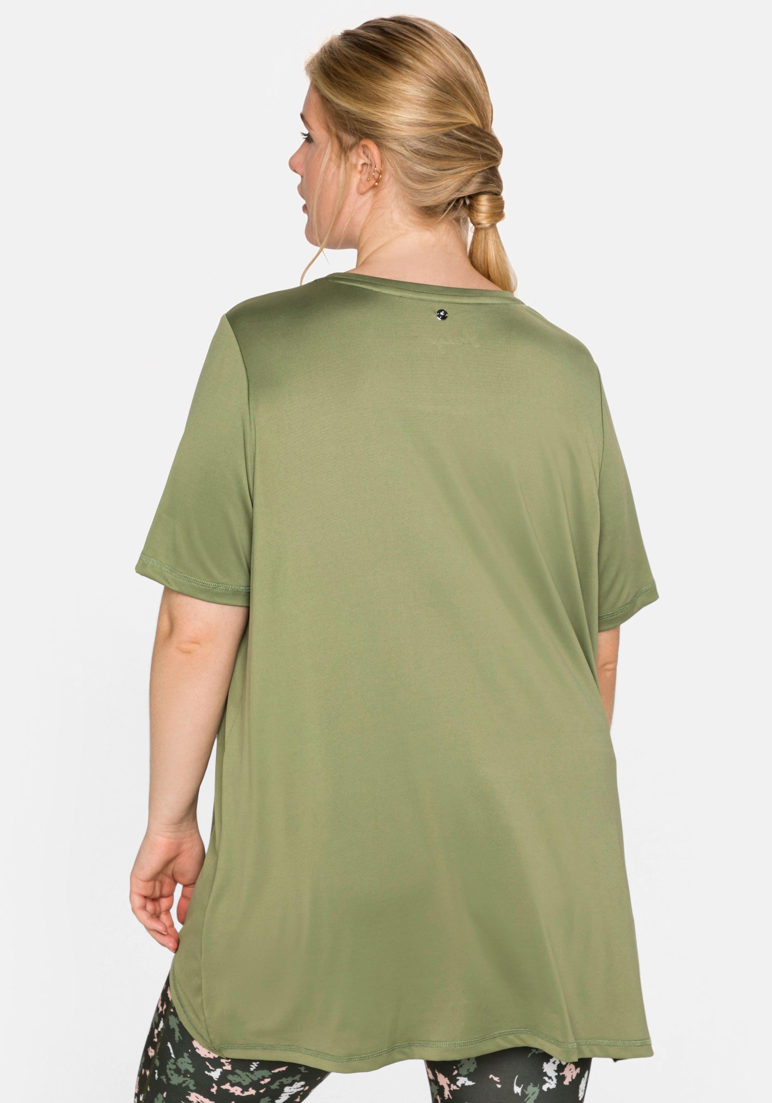Funktionsshirt mit vorn gerundetem Saum