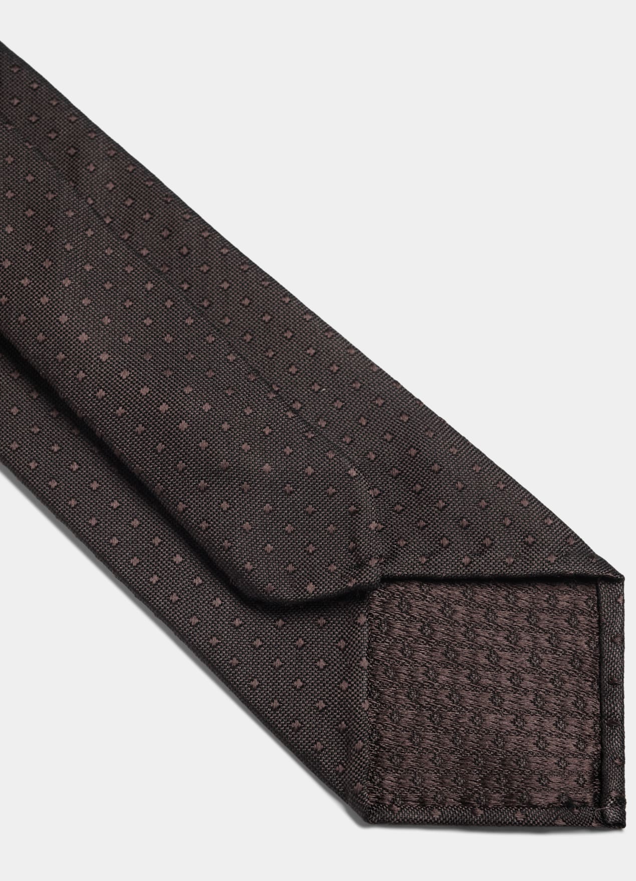 Cravate marron foncé motif graphique