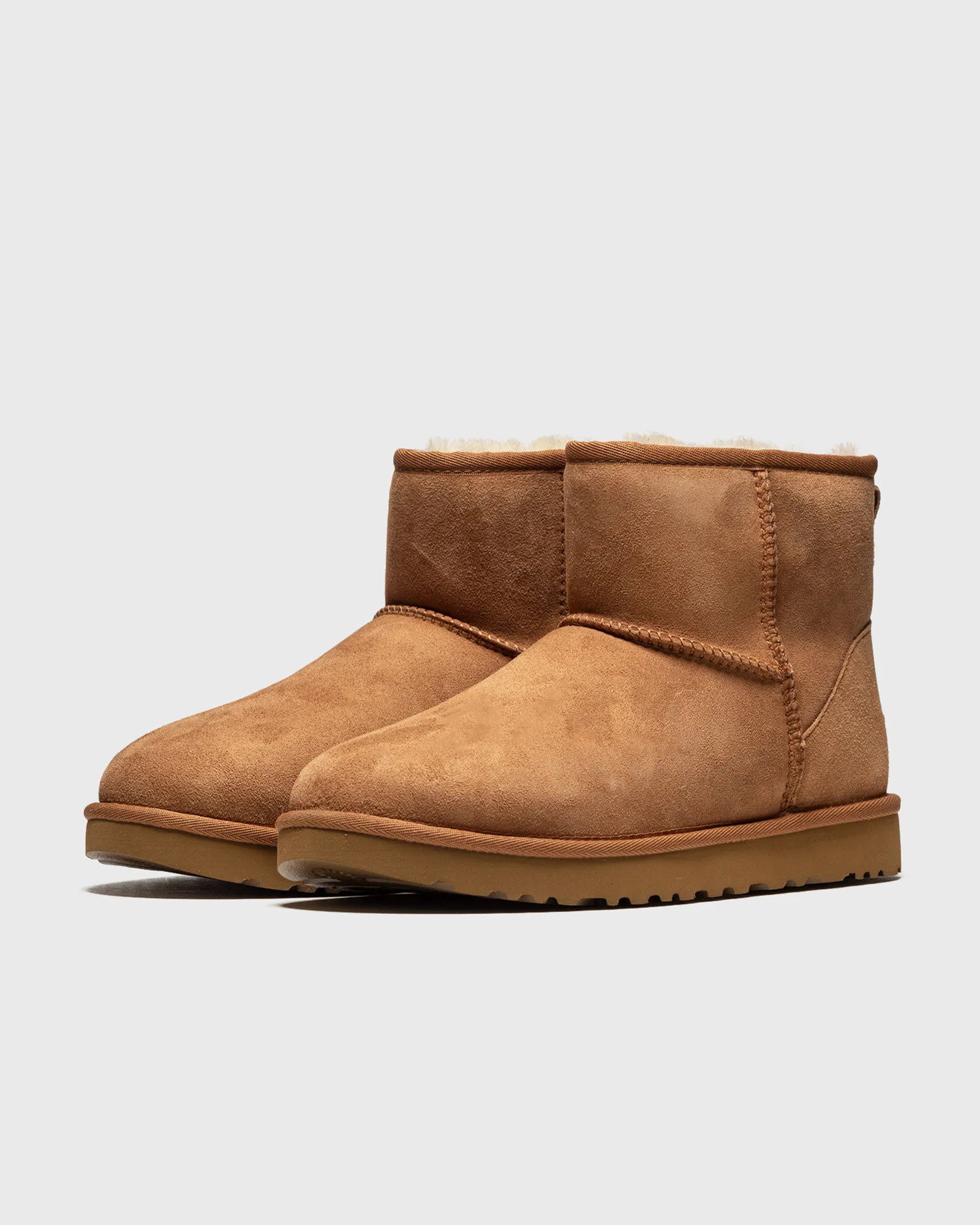 UGG CLASSIC MINI