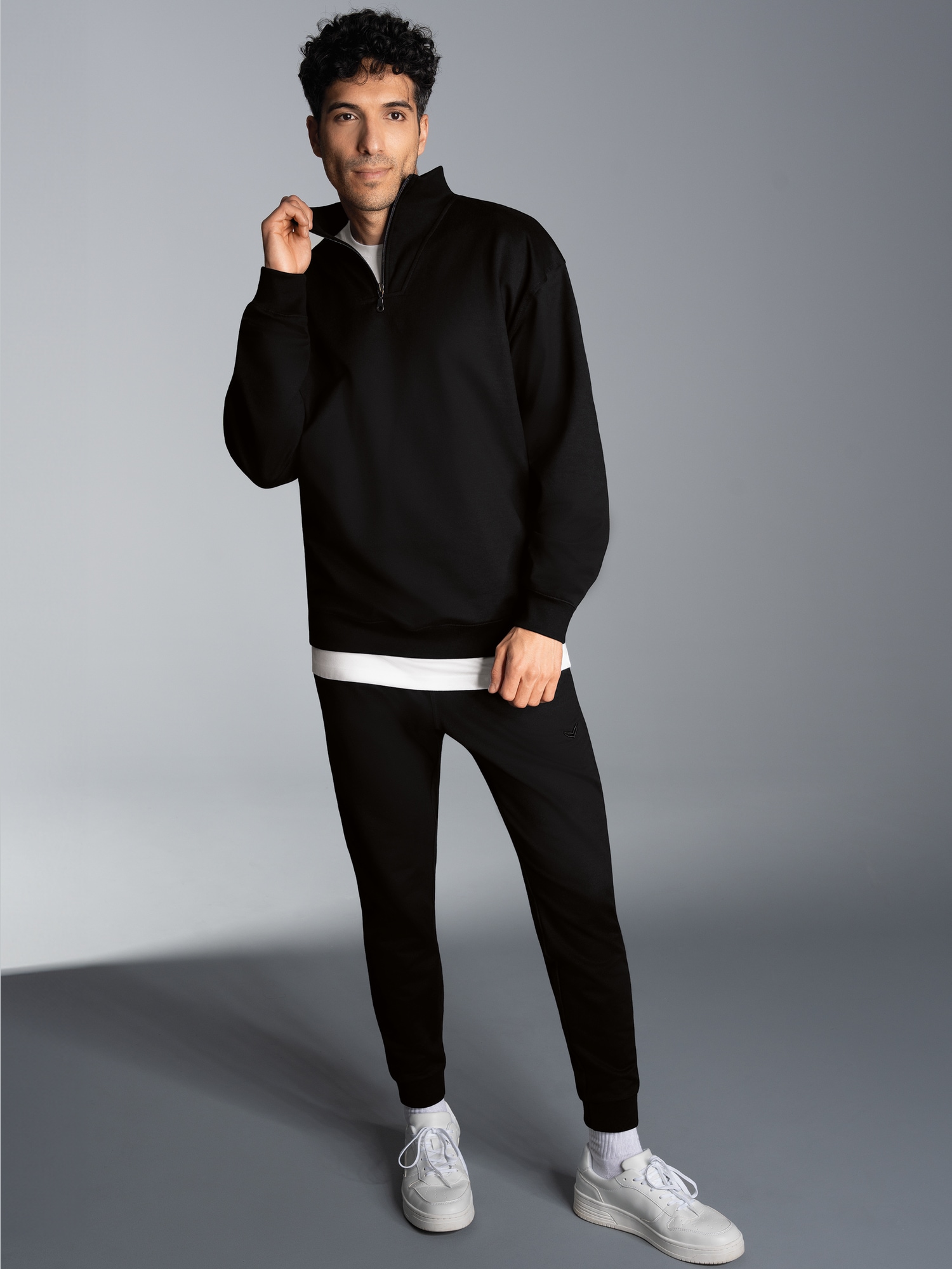Jogginganzug in bequemer Sweat-Qualität Schwarz
