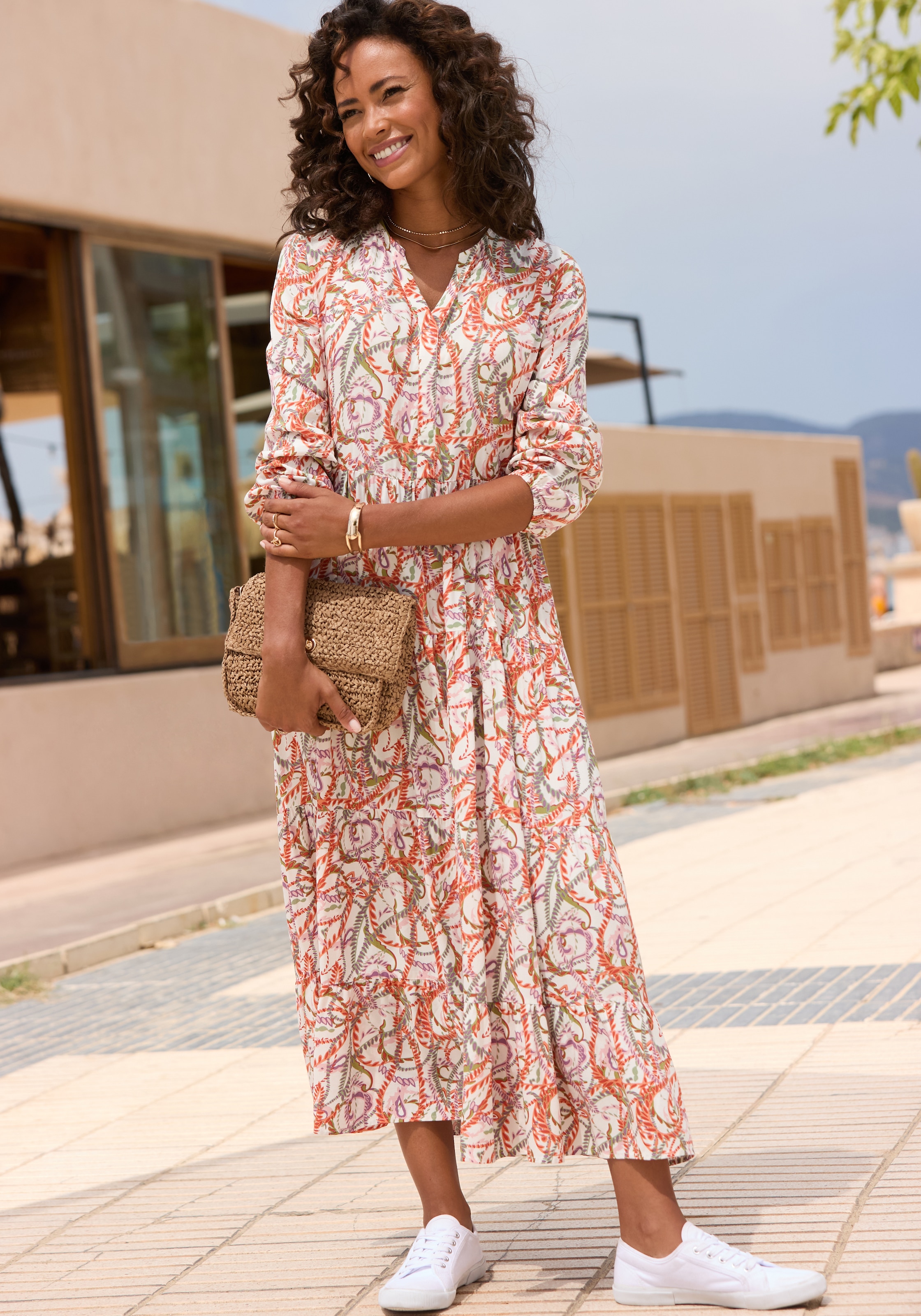 LASCANA Maxikleid mit Alloverprint und Volants, langärmlig, Druckkleid, casual-chic