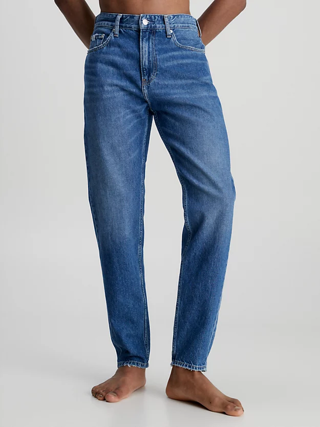 Calça jeans afunilada
