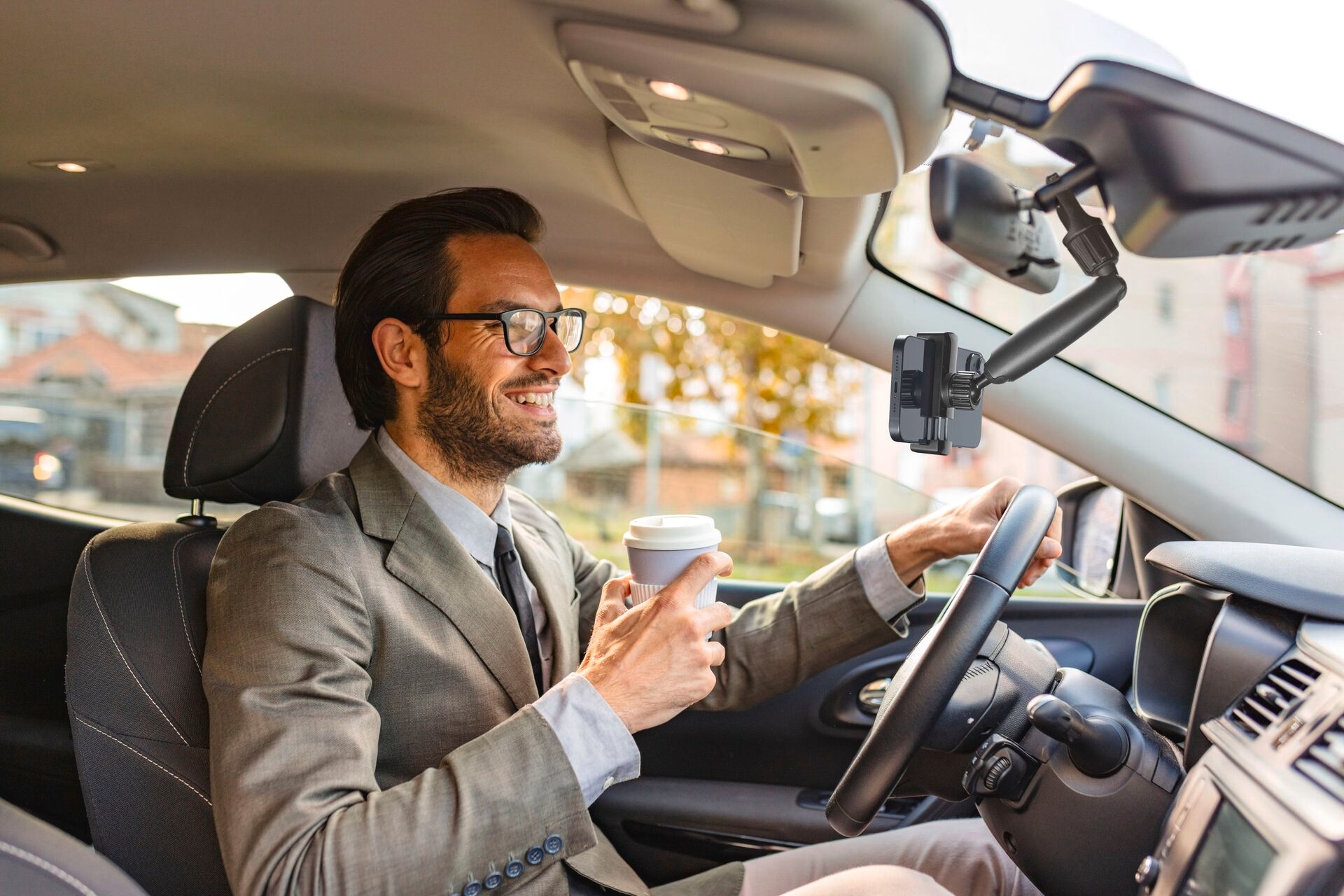 Cellularline Handy-Halterung »Spin Mirror Car Holder« zur Befestigung am Innenspiegel/Rückspiegel, 360 Grad drehbar