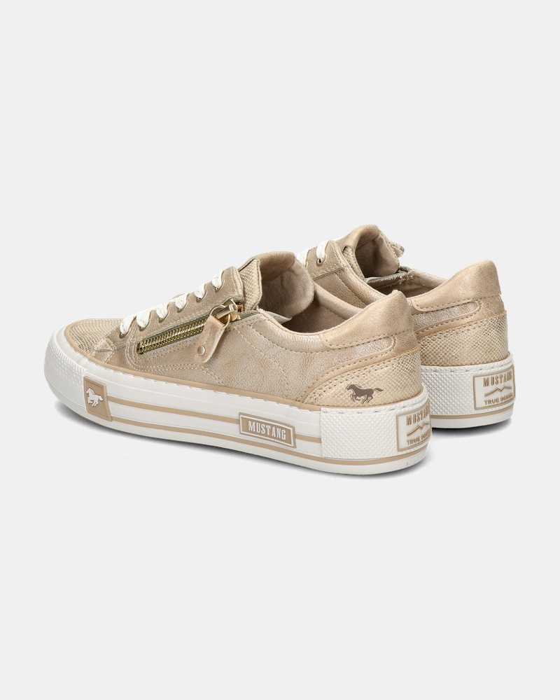 Mustang Lage sneakers  - goud