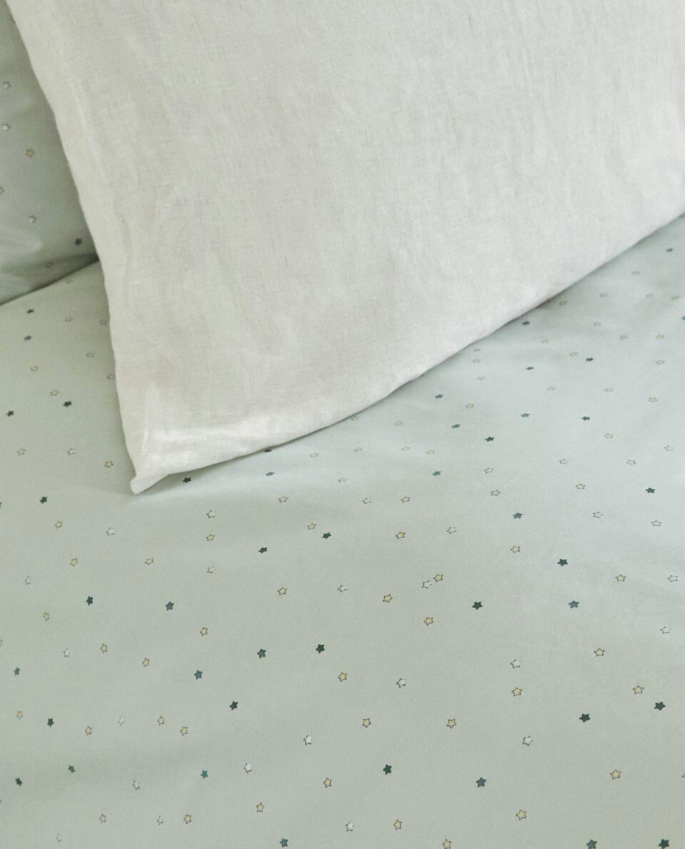 CAPA DE EDREDOM COM ESTRELAS