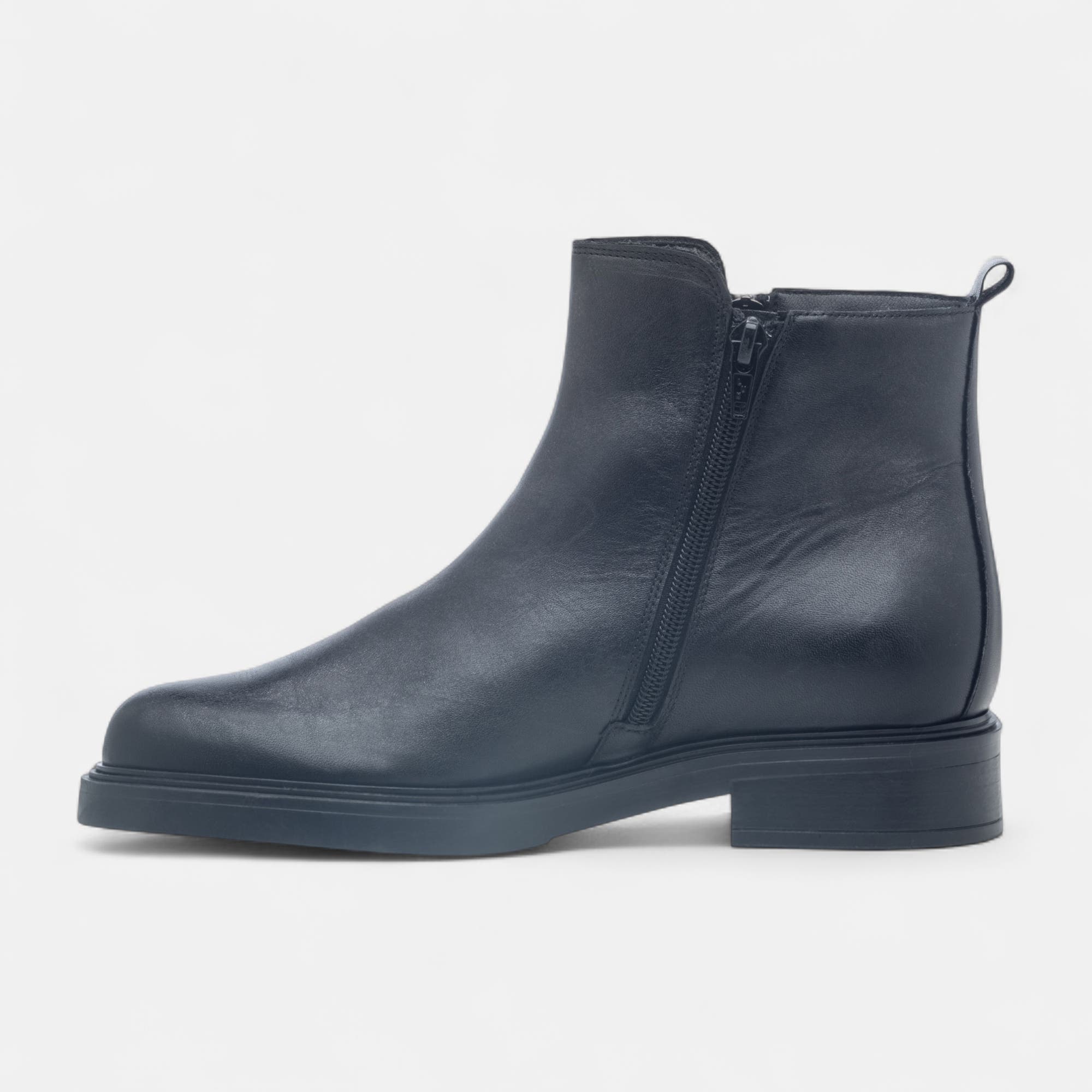 Bottines Femme en cuir noir