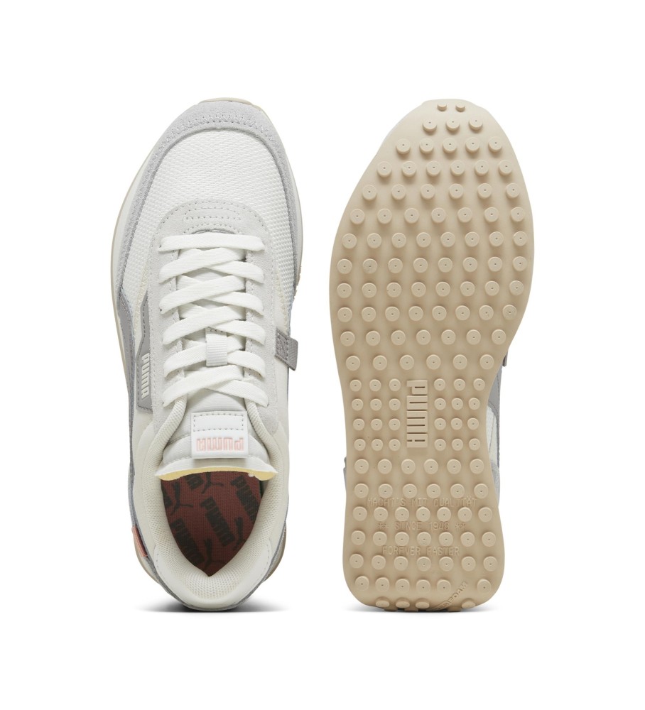 Tênis Puma Future Rider Soft, branco e cinza.