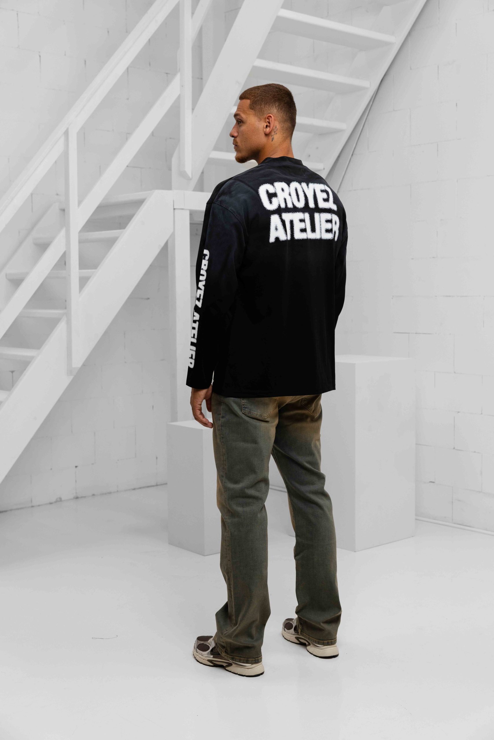 Croyez Sprayed Atelier Longsleeve T-Shirt Heren Zwart