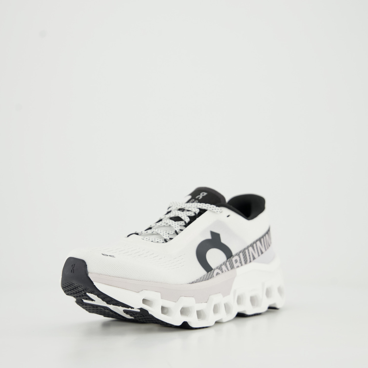 ON CLOUDMONSTER 2