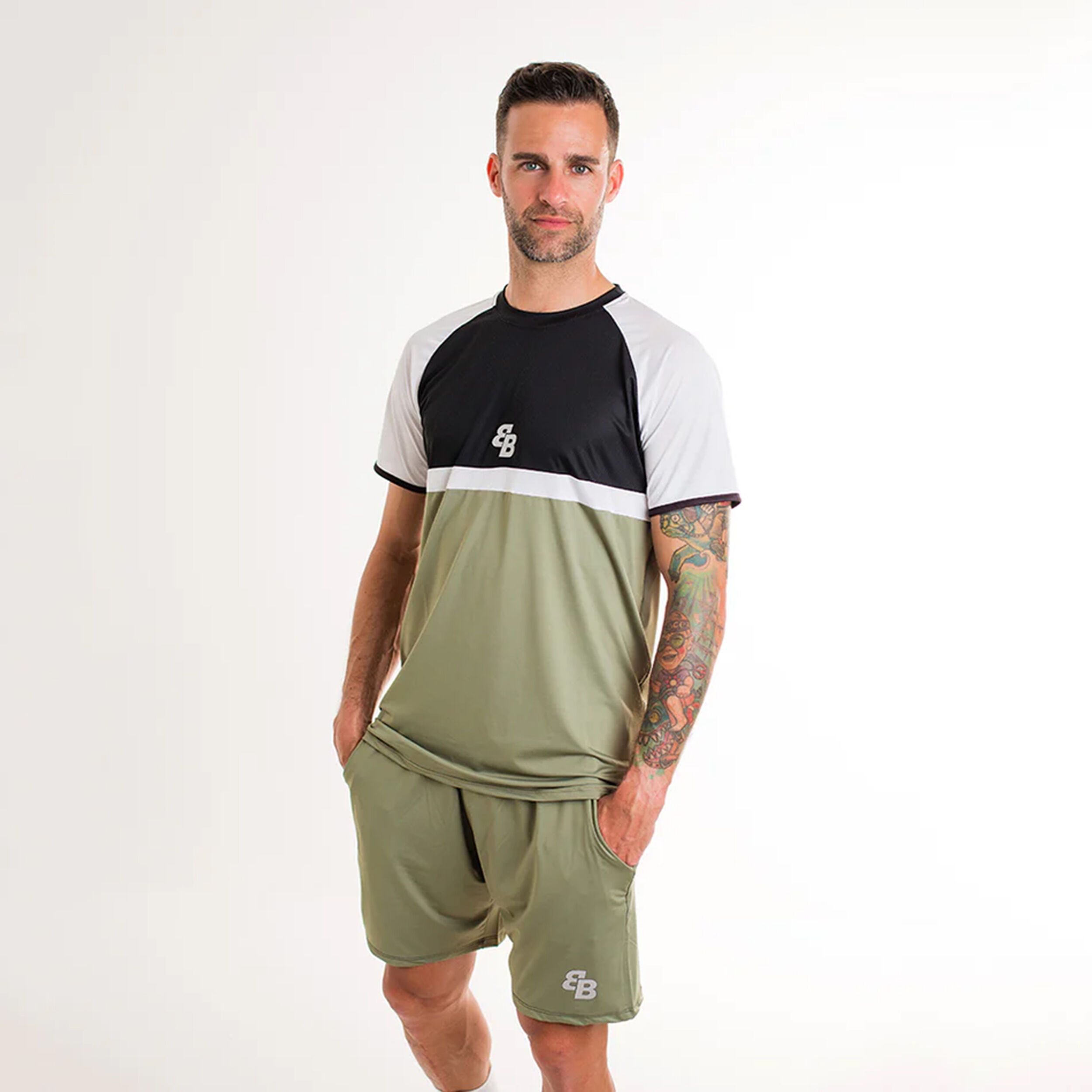 BB by Belen Berbel Olive Shorts Hommes - Vert Olive