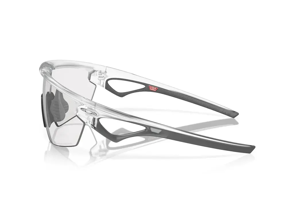 Oakley Sphaera Sport Zonnebril Clear Photochromic Lens Mat Transparant