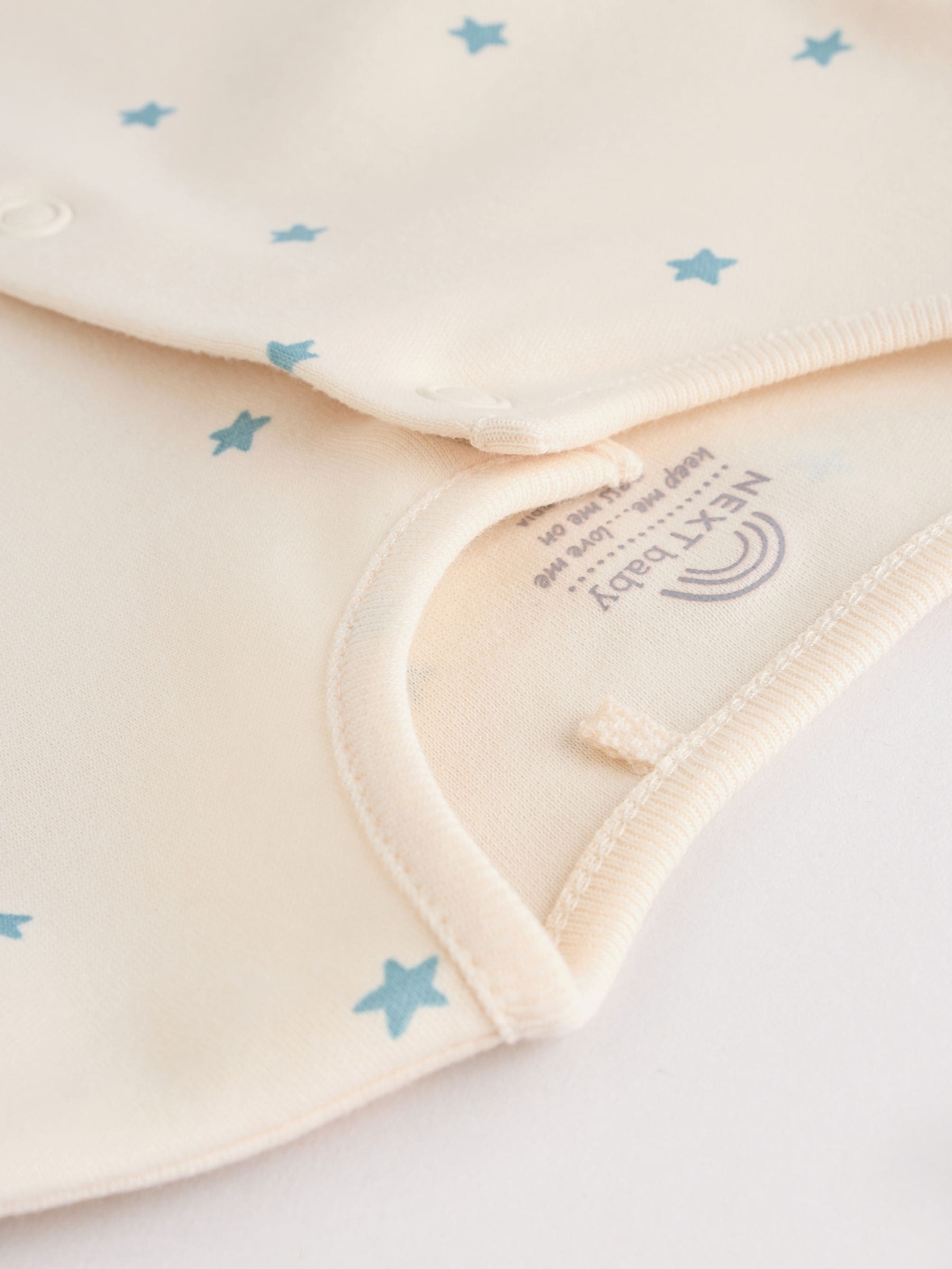 Blauw - Baby Pyjama, Bodysuit, muts en slabbetje 4 -delige set (0-12maanden)