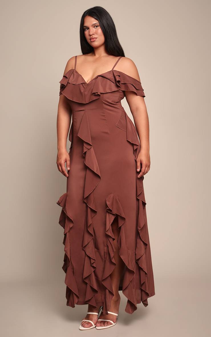 Chocolat Robe Maxi Grande Taille À Épaules Dénudées Avec Détails Volantés Et Bretelles