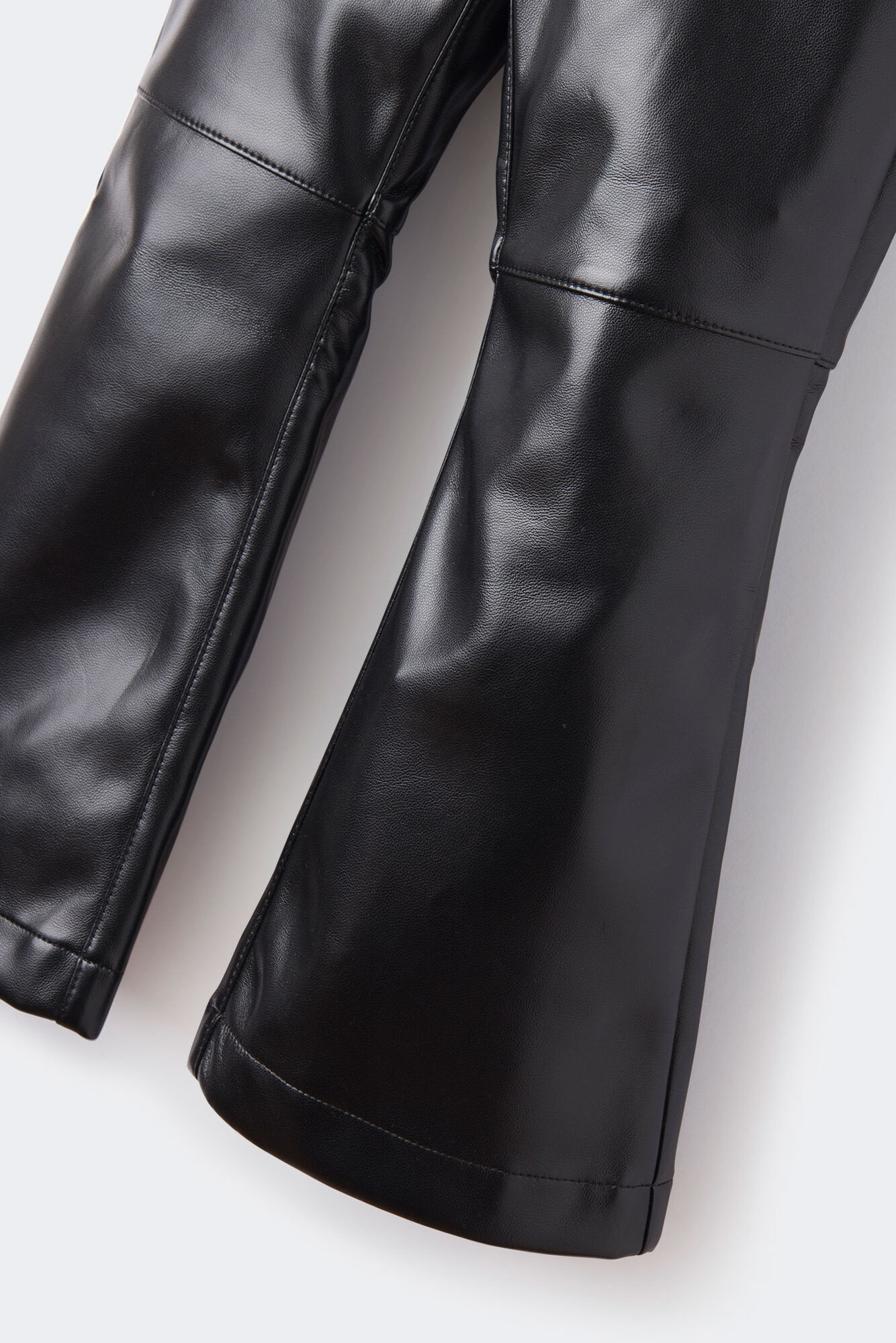 Calça boca de sino de couro sintético para meninas