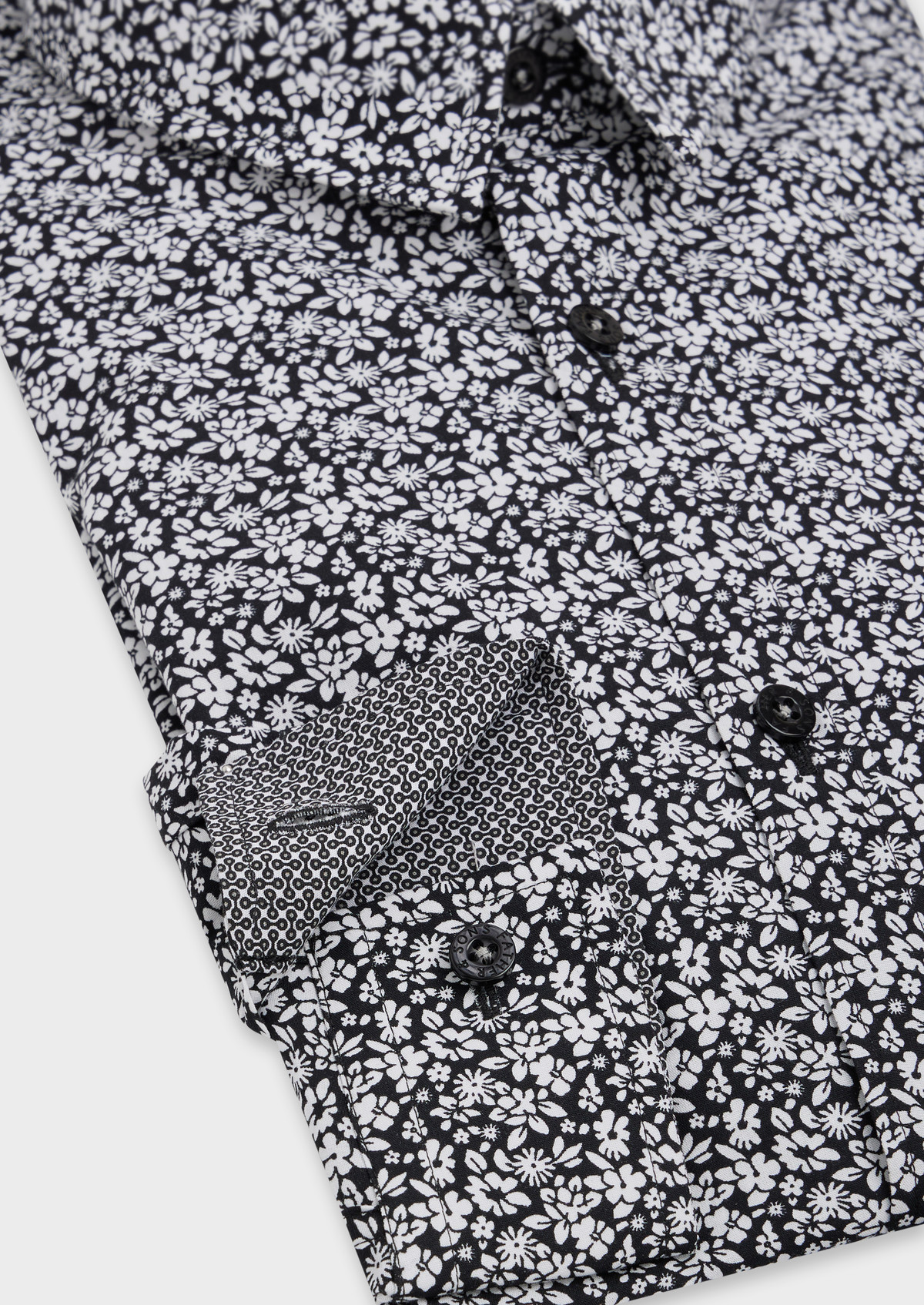 Chemise sport Slim en popeline de coton noir à motif fleuri blanc