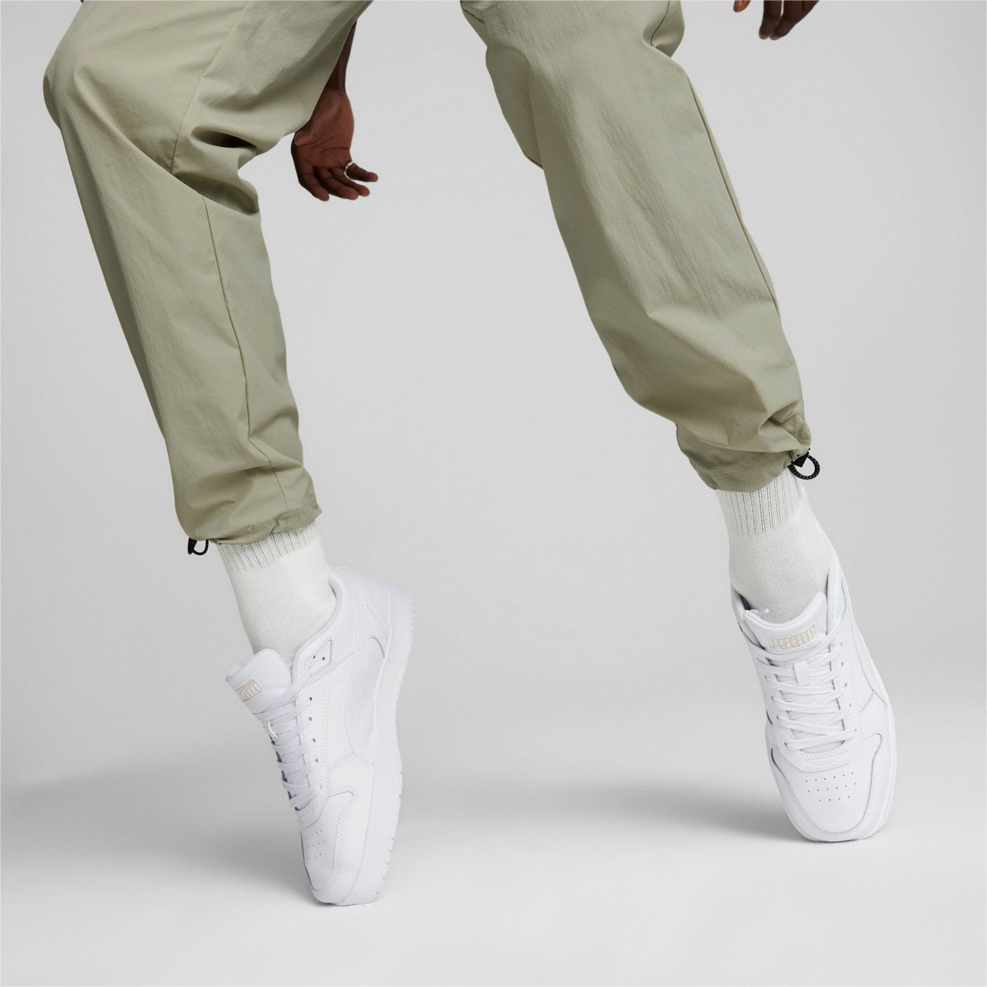 PUMA Rebound Game Low Sneakers Wit Goud
