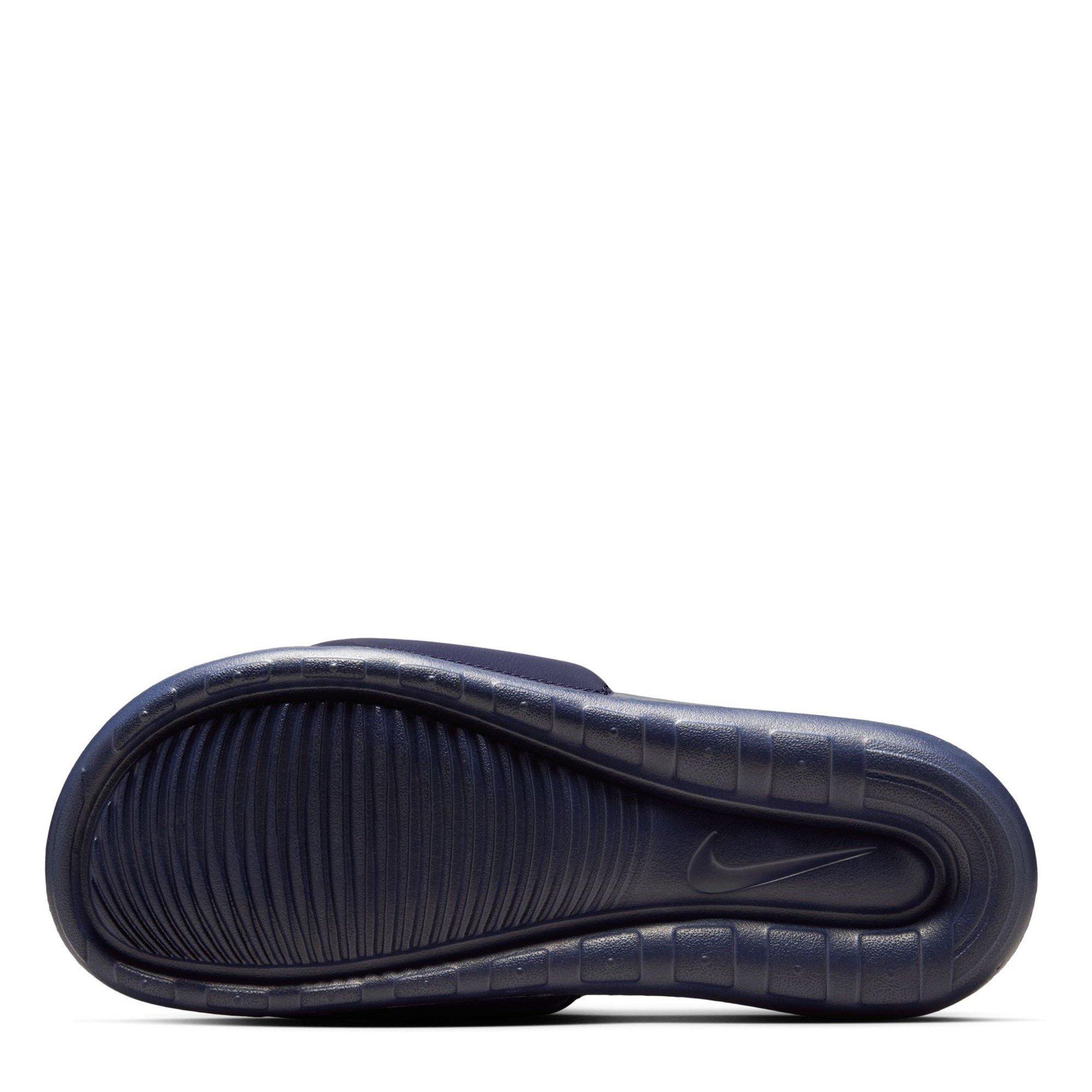 Nike Victori 1 Slide
