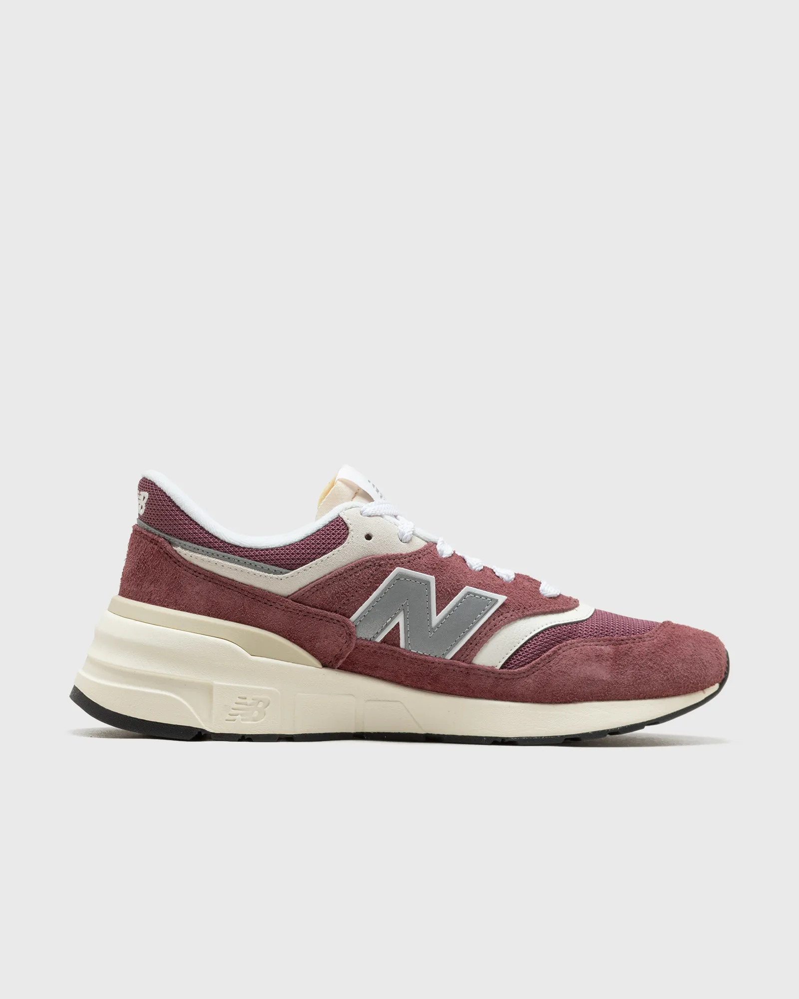 New Balance 997