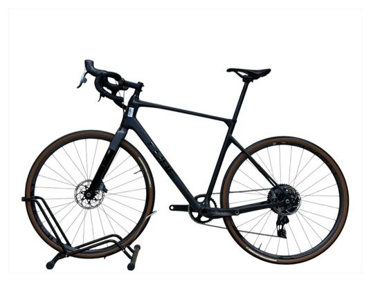 Produit reconditionné . Cube Nuroad C62 SLT Sram Force eTap AXS 2022 . Vélo de gravel . Cube . très bon état