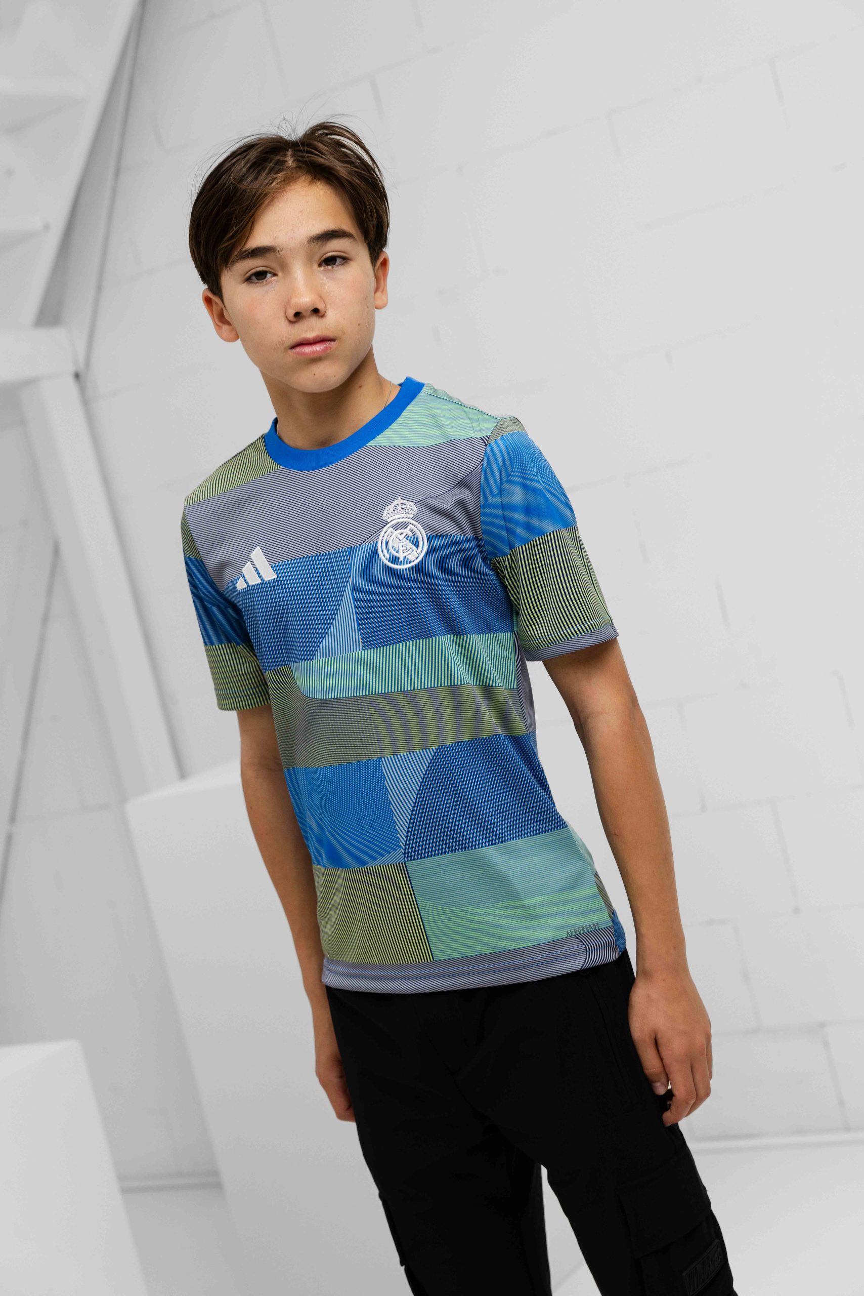 Real Madrid Pre-Match Shirt Junior 2025/2026