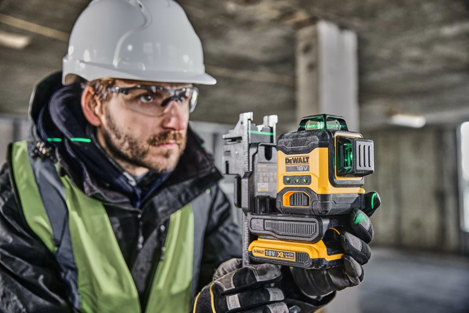 DeWALT DCLE34031D1-QW 18V Li-ion Accu zelfnivellerende Kruislijnlaser set (1x 2.0Ah) - 3x360° - Groen
