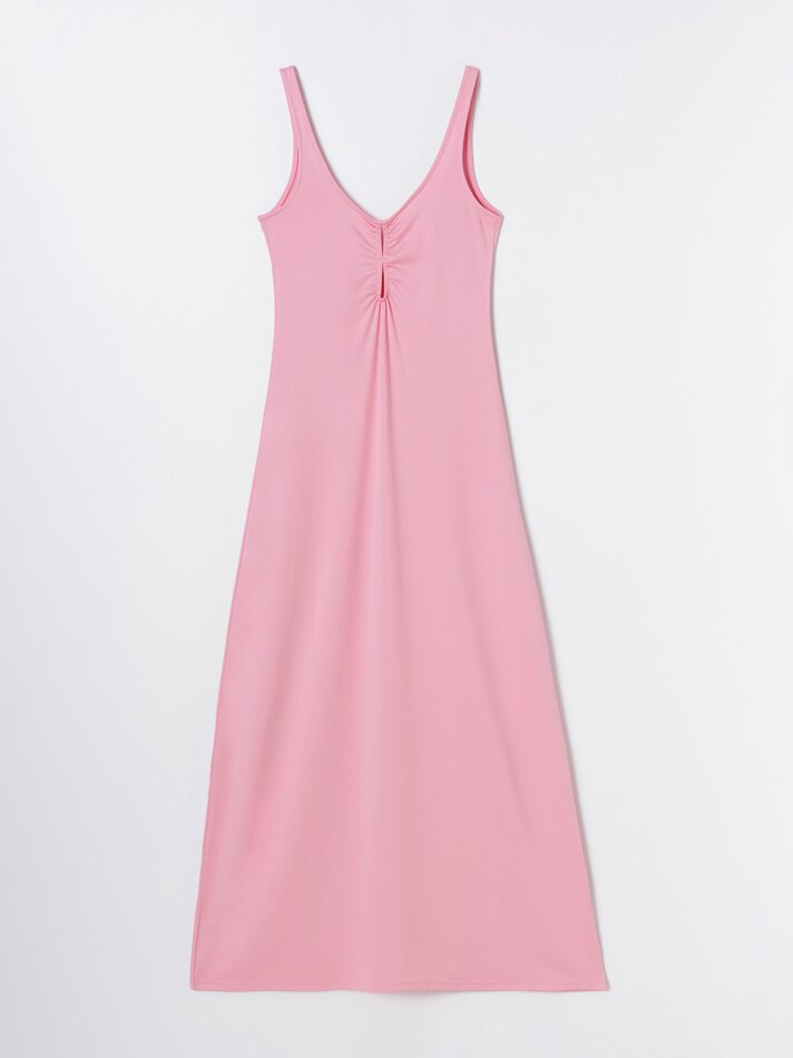 Vestido midi rosa com alças finas