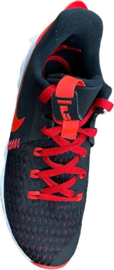 Nike Basketbalschoenen Lebron Witness 5 Bred
