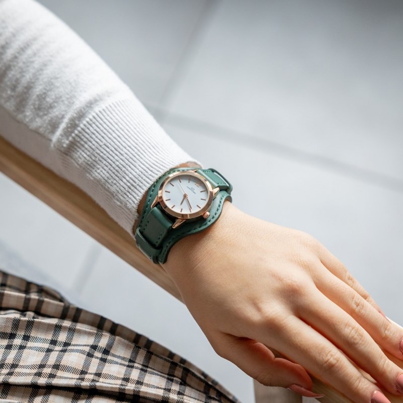 Jolie Montre pour Femme Vert GIORGIO