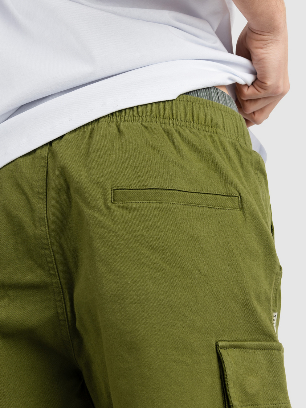 Taikan Cargo Shorts olive
