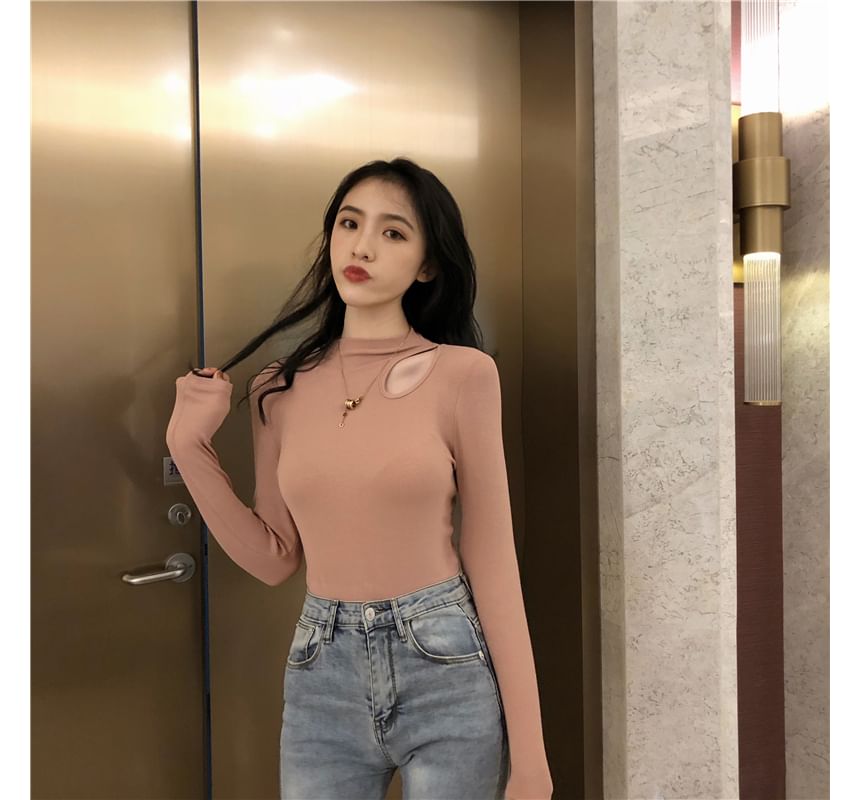 Shinsei - T-shirt met lange mouwen en een getailleerd model en effen uitsnijdingen