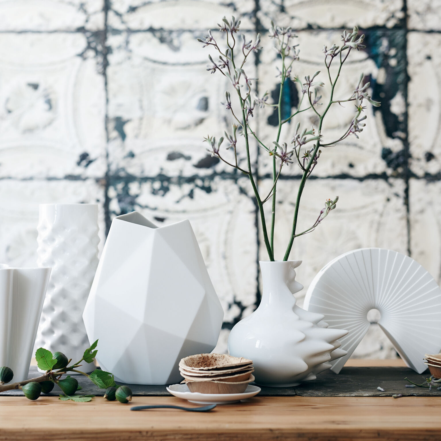 Fast Weiss Vase 22 cm