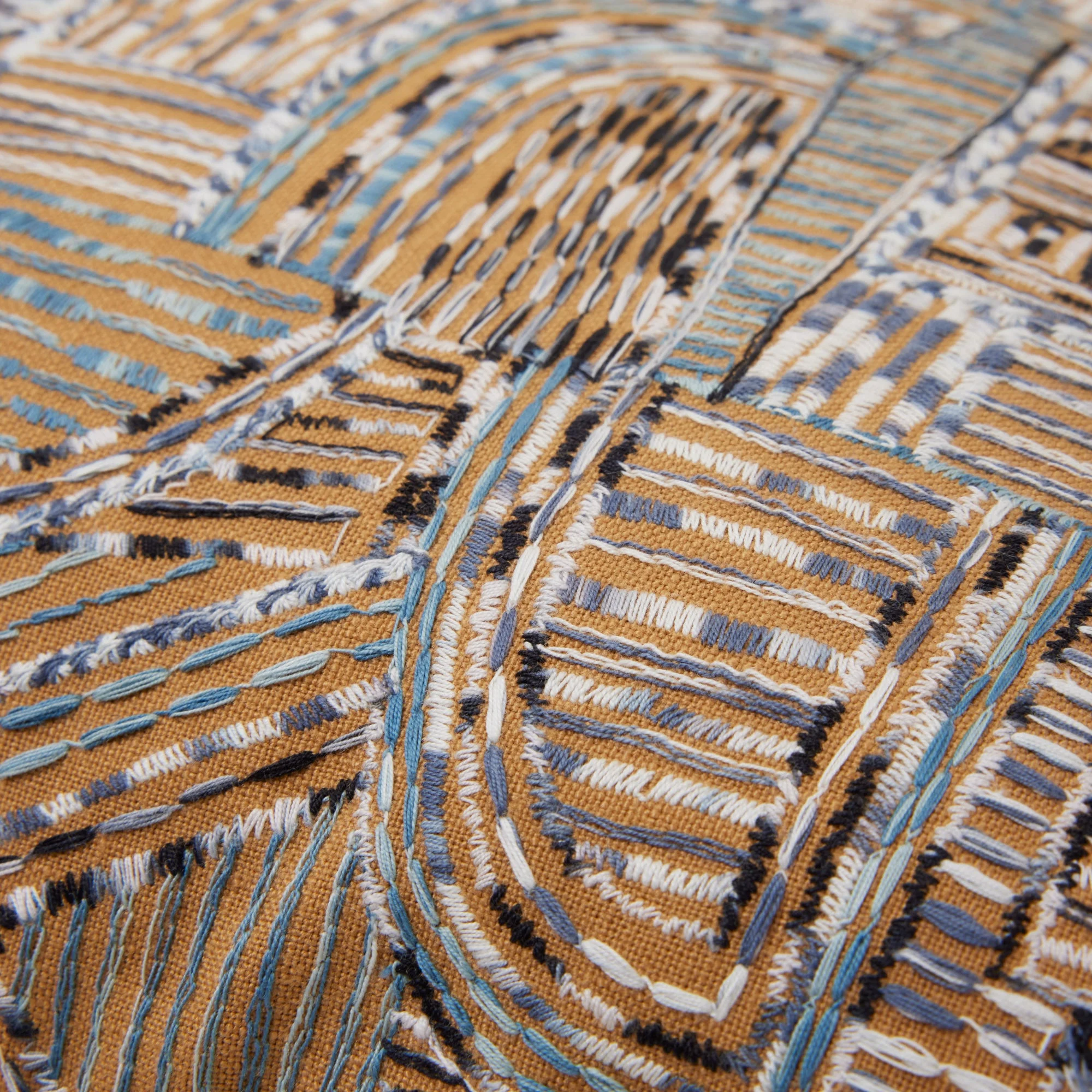 MALEK - Housse de coussin | Marron