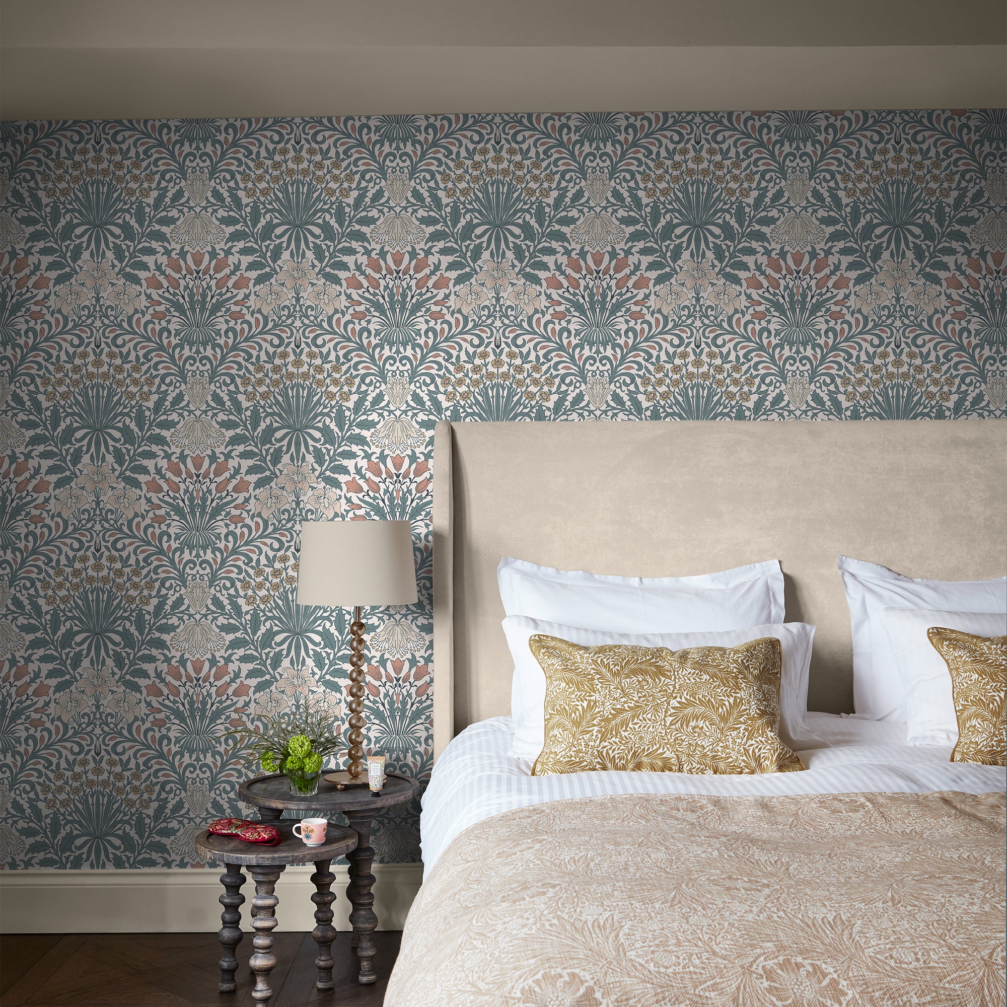 William Morris at Home Vliesbehang - Garden Dusty Blue - 1000x52