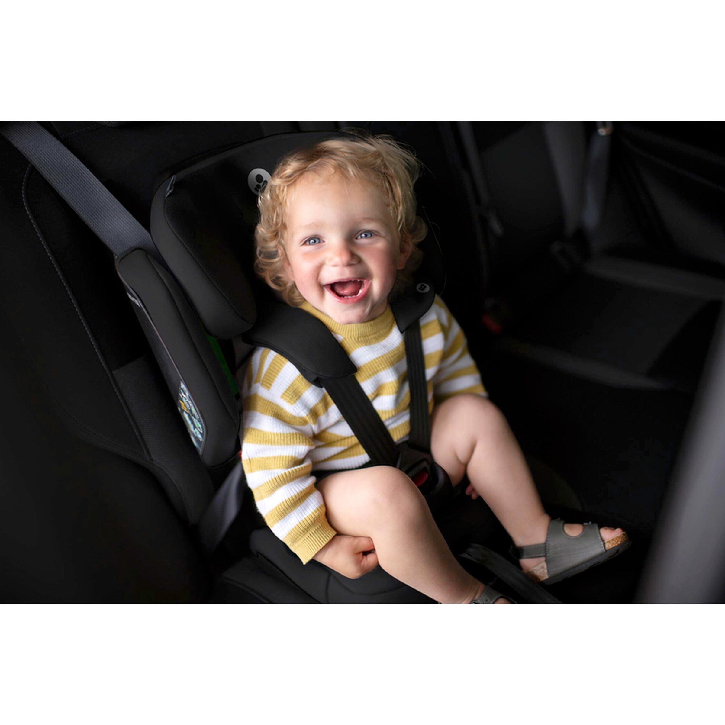 Maxi-Cosi Kindersitz Nomad Plus i-Size authentic black
