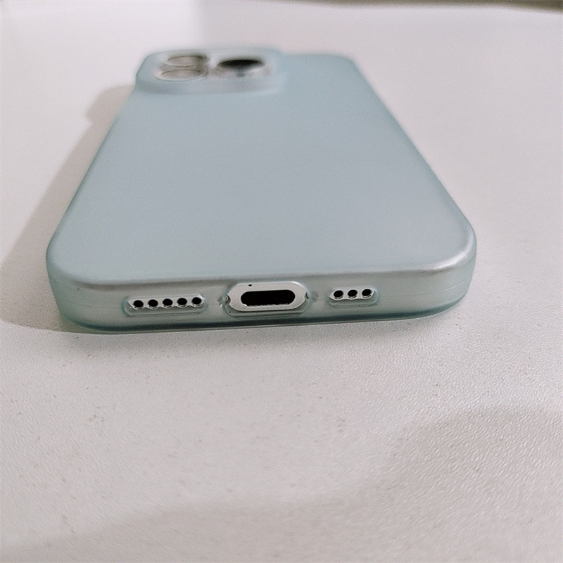 iPhone 16 Gummi Case Hülle Ultra Thin - Blau / Transparent (Matt)