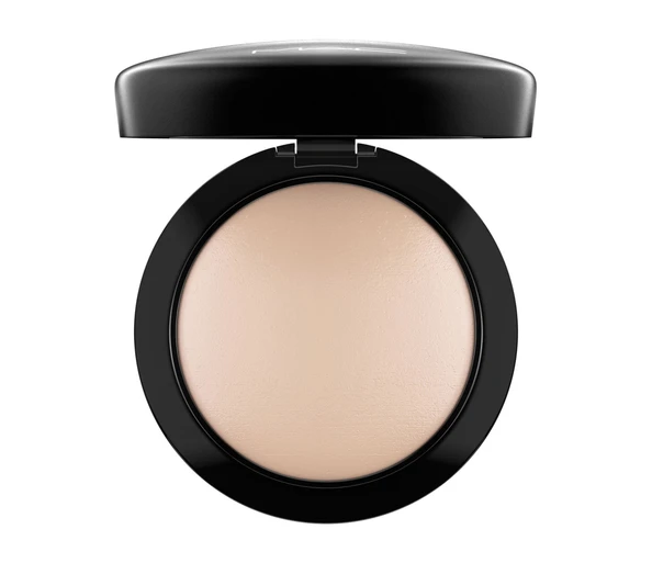 M•A•C Mineralize Skinfinish Natural PuderLight