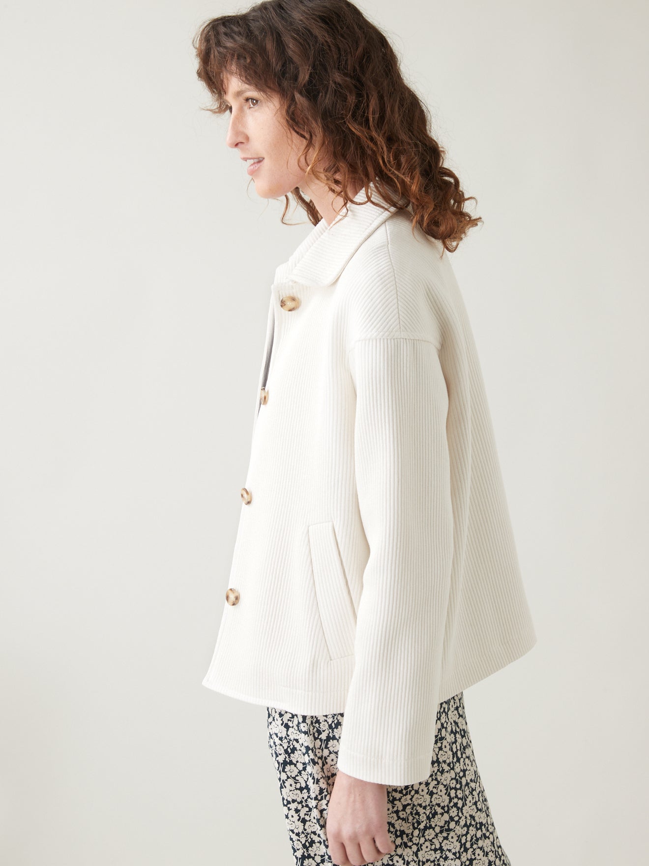 Manteau court tissu natté femme