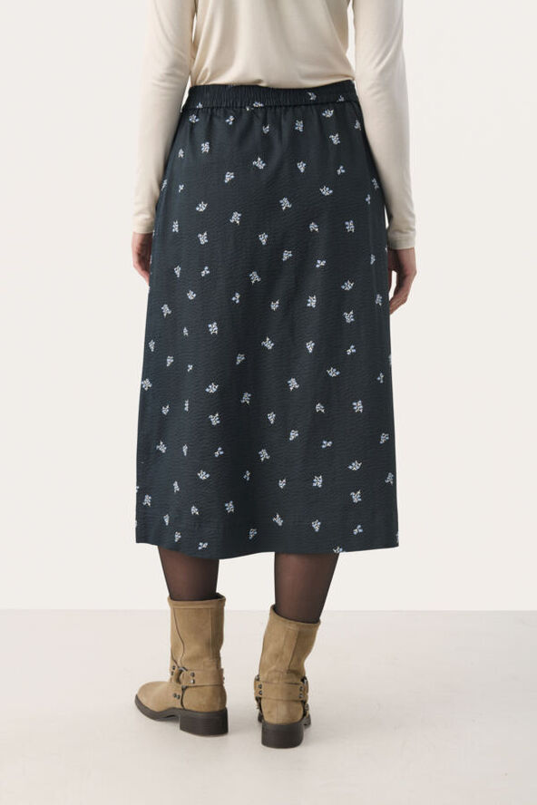 Part Two EmmelinePW SK Dark navy bouquet print