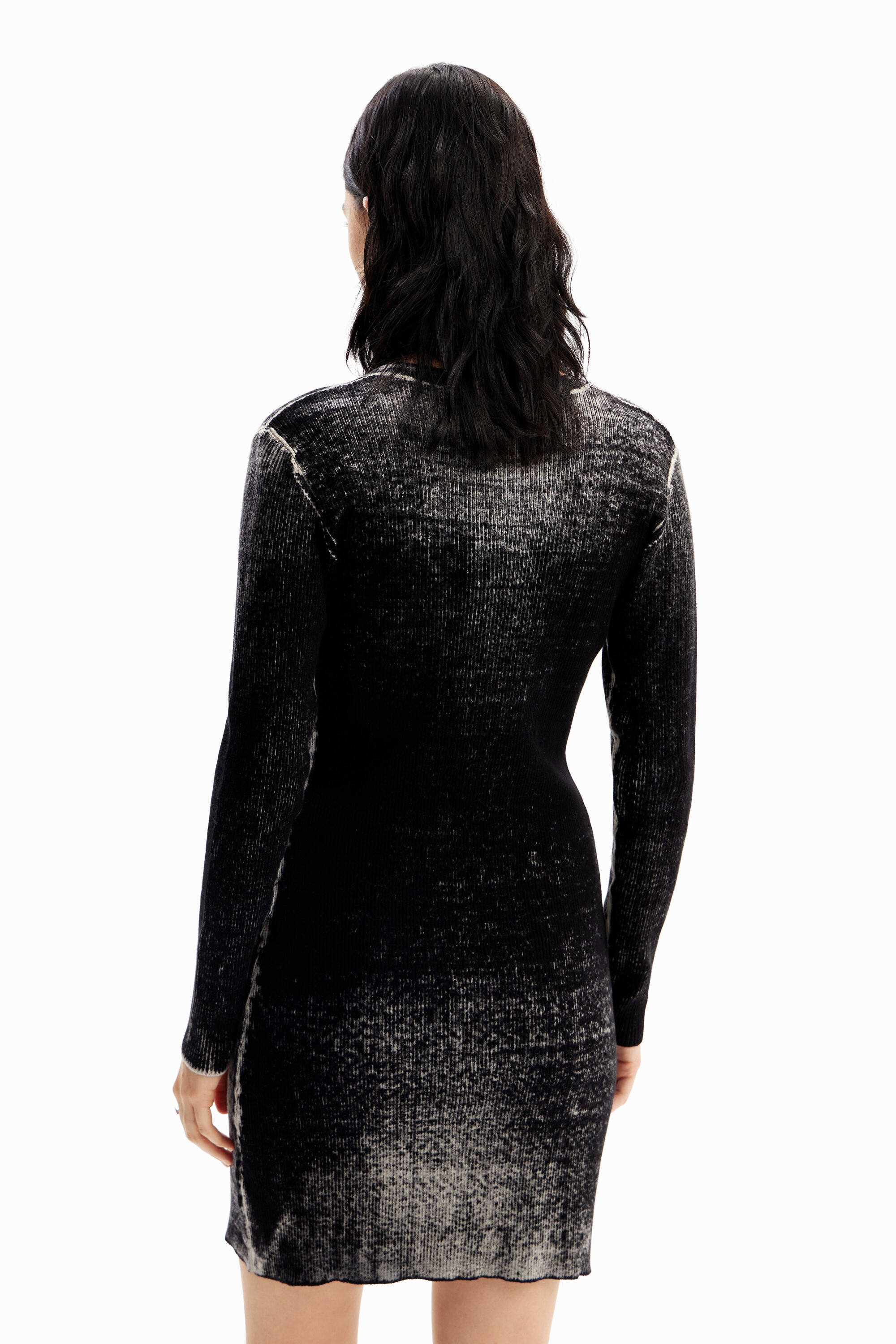 vestido curto de malha desgastada