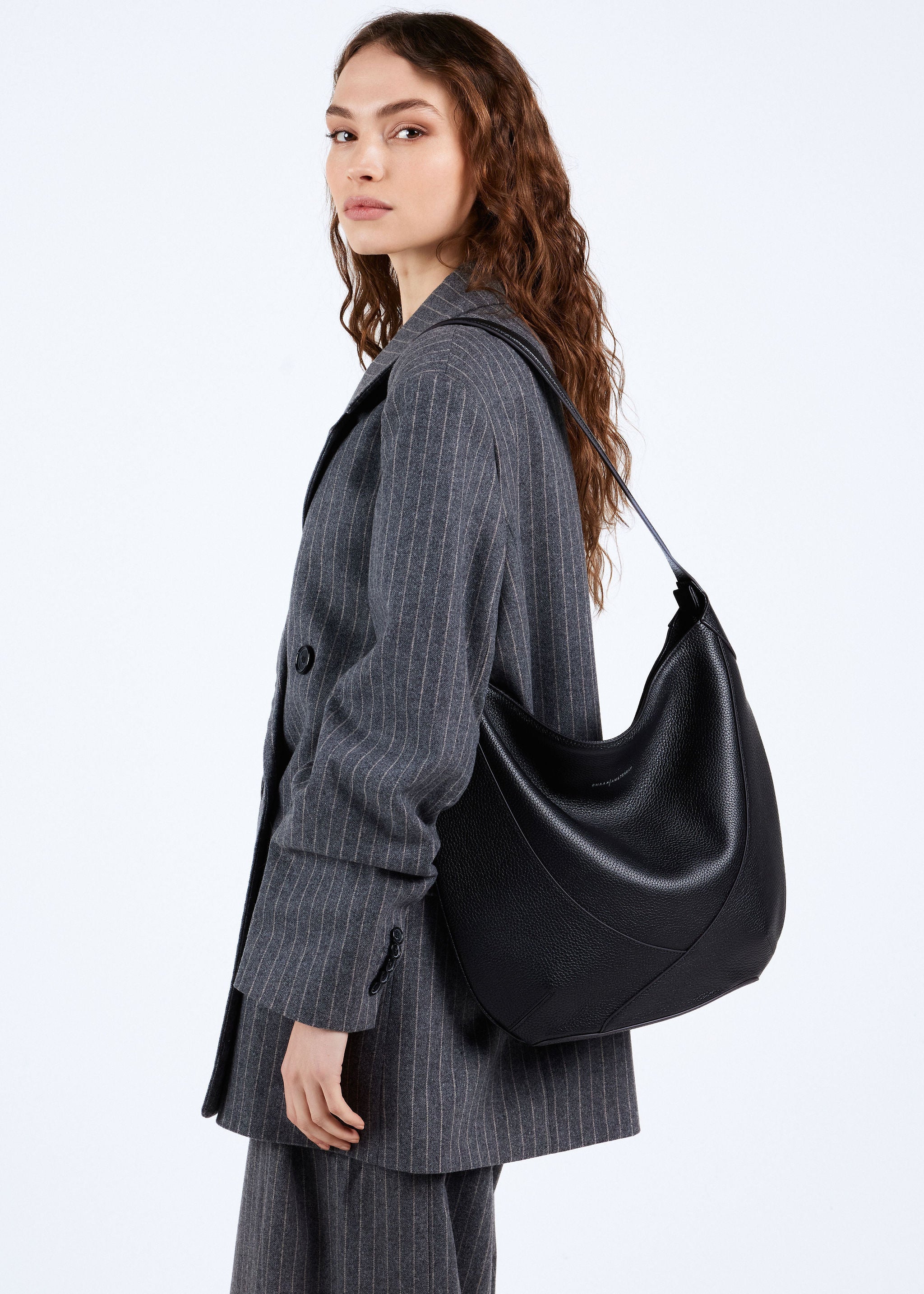 DREW | BLACK