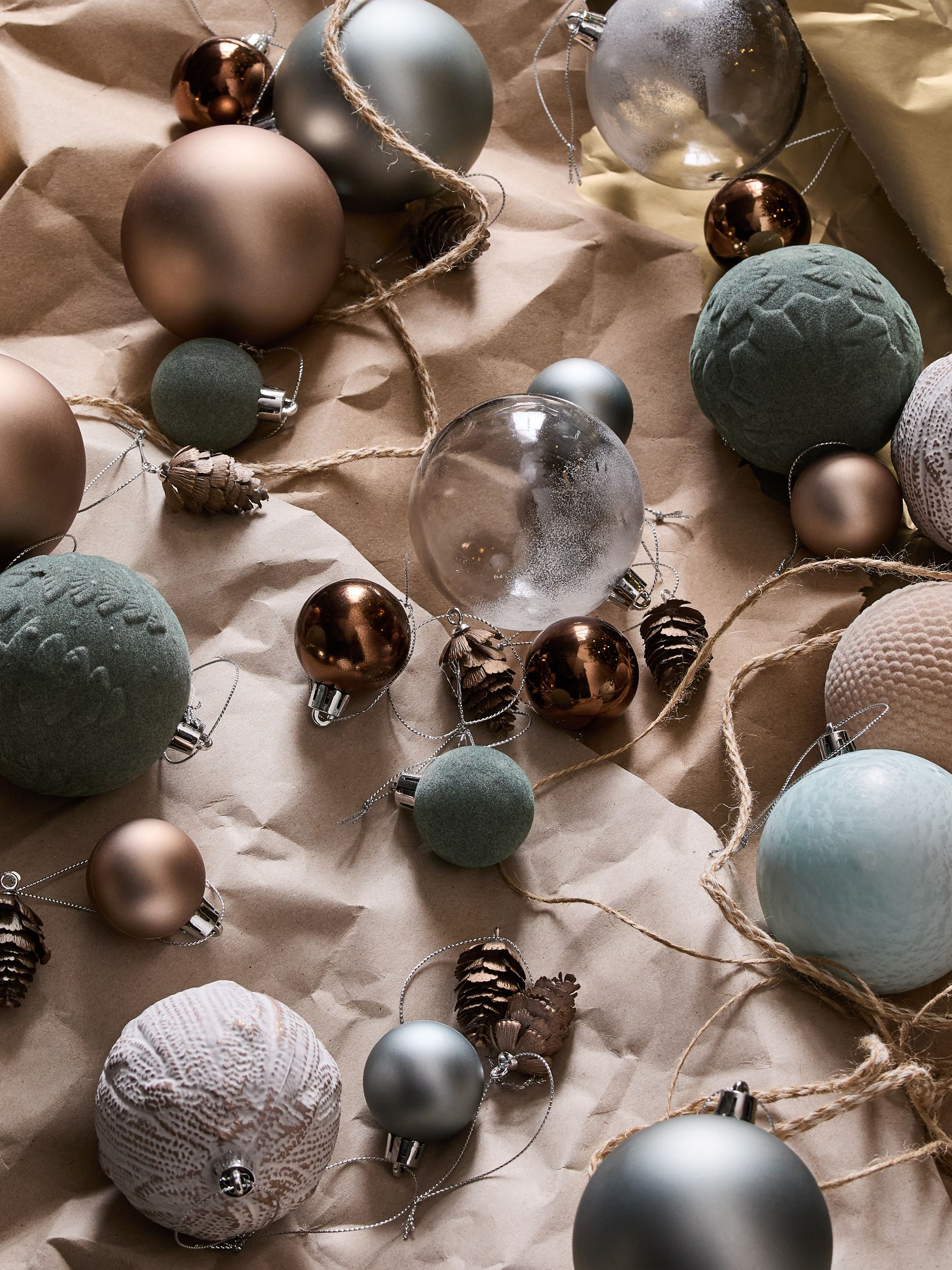 Set van 50 onbreekbare kerstballen