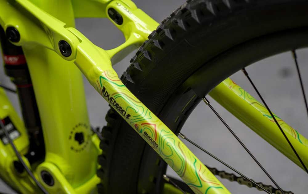 DYEDBRO Enduro World Series Rahmenschutz Kit kaufen | Bike-Discount