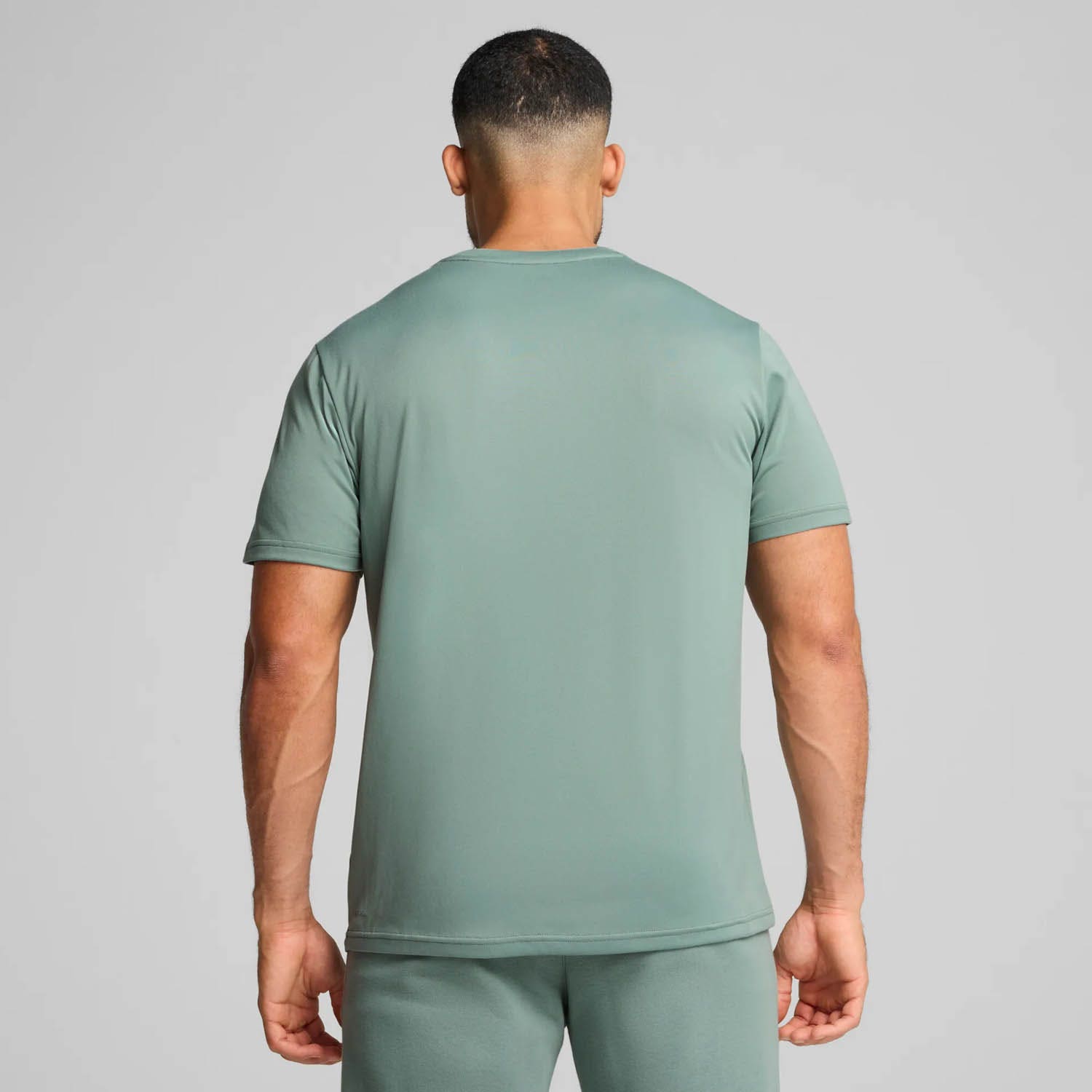 PUMA  Essential Solid Cat Tee