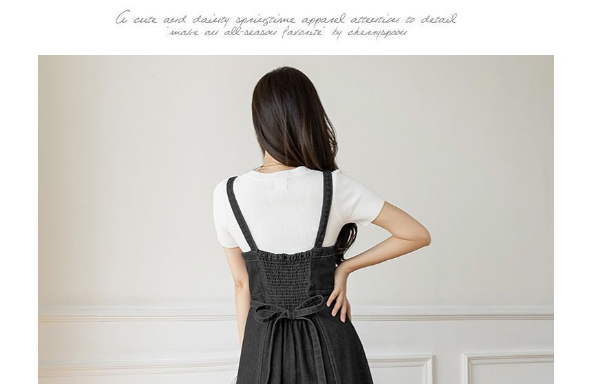 Hanji - Spaghettiband denim overall midi A-lijn jurk