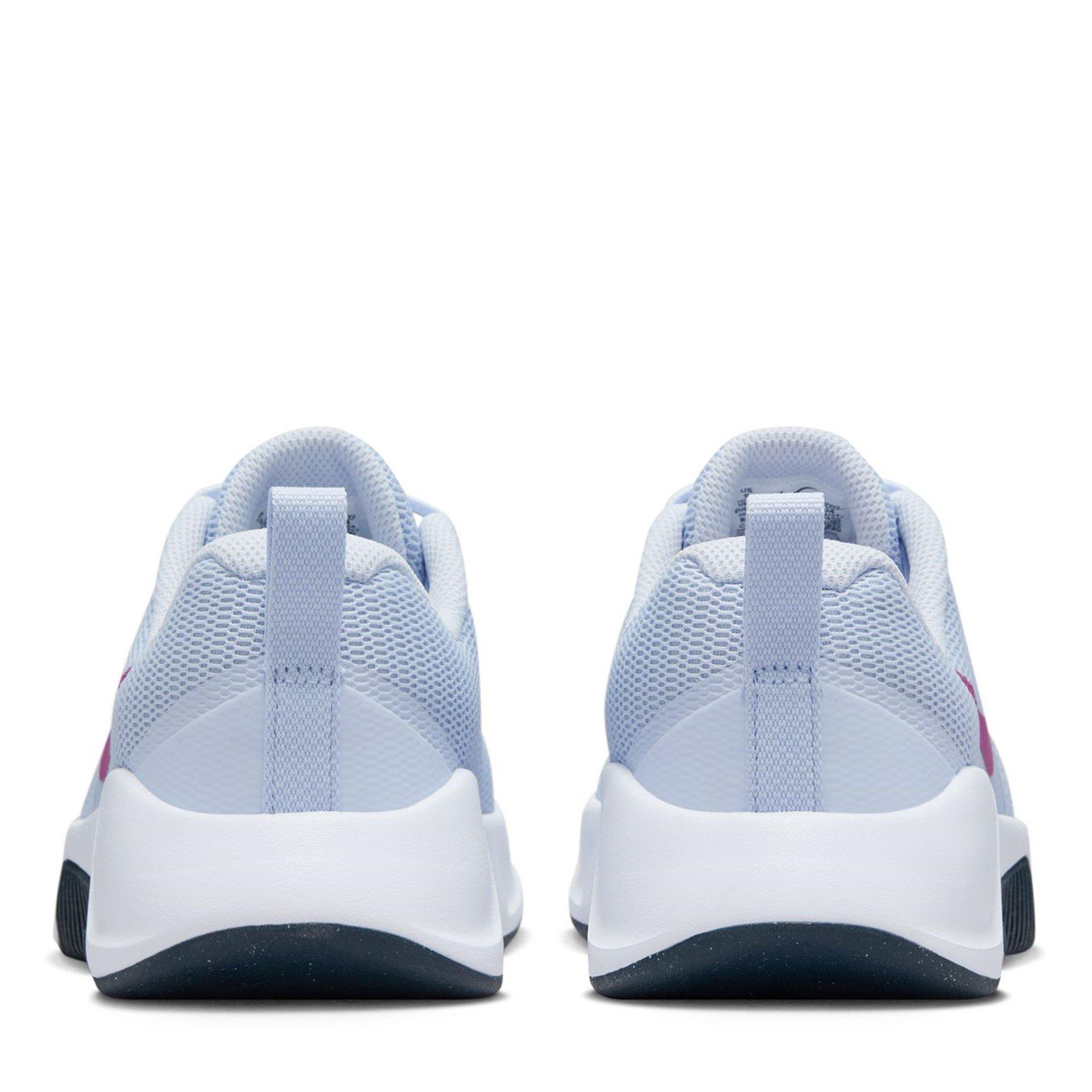 Nike MC Trainer 3 Womens Workout Shoes