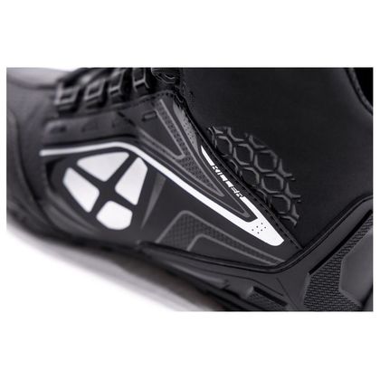 Baskets Ixon KILLER WP - Noir / Blanc