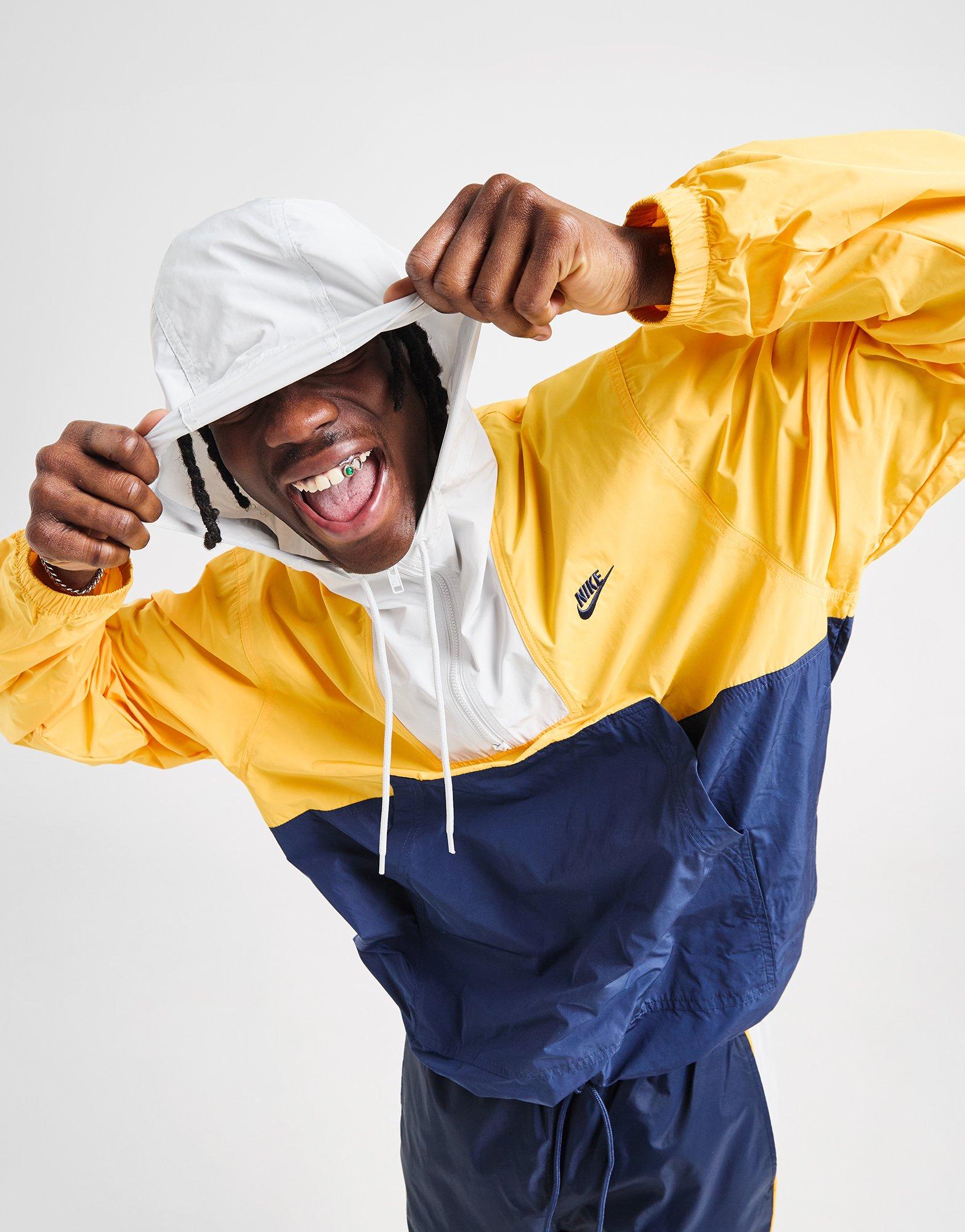 Nike Woven 1/2 Zip Jacket