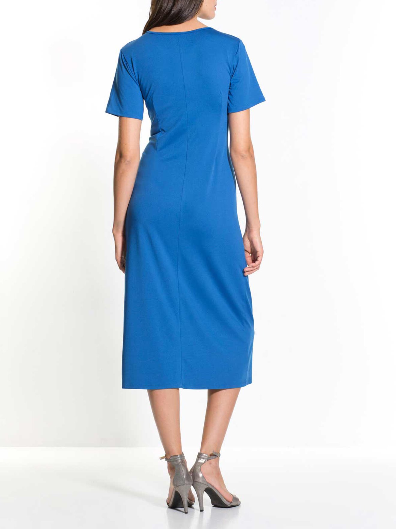 Robe à encolure V croisée
