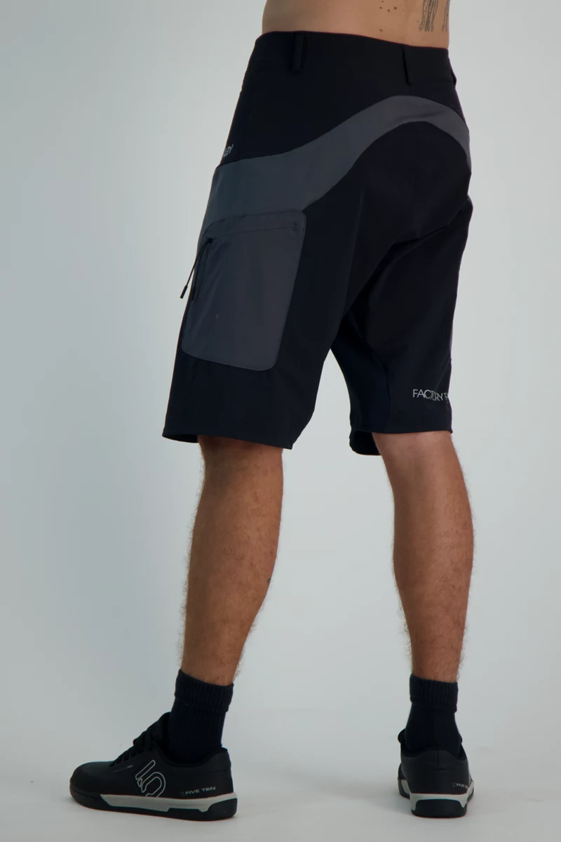 Oakley Maven MTB Cargo Herren Bikeshort